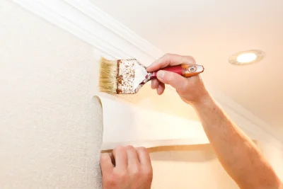 Pose de papier peint à Hénouville — revêtements muraux et toiles de verre
